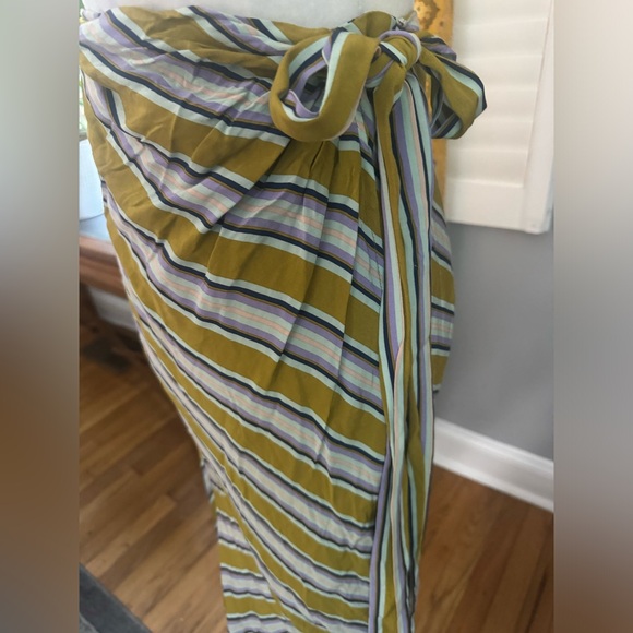 ASTR label size M Striped Midi Wrap Skirt - Picture 3 of 7